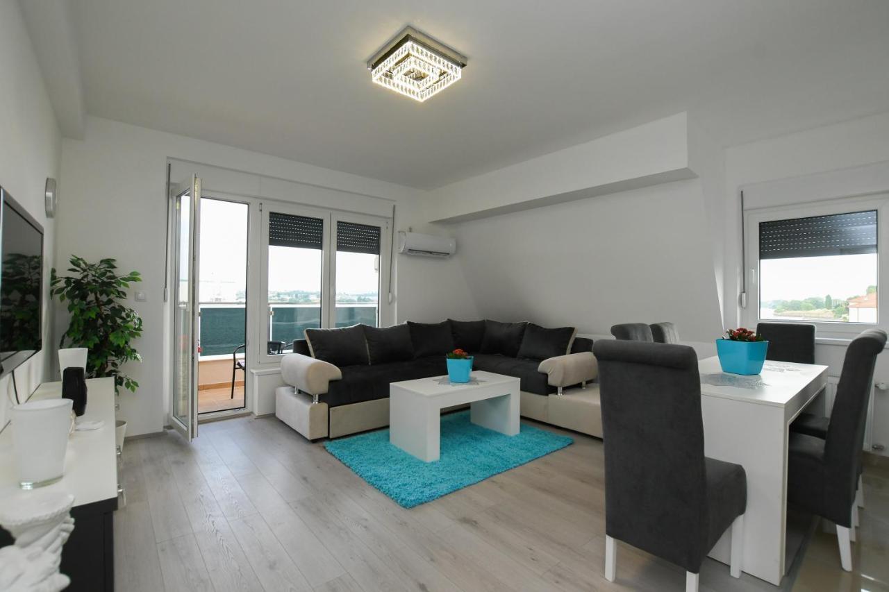Apartman Klara Кладово Экстерьер фото